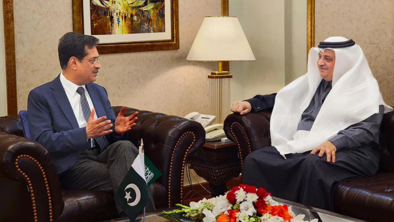 Interior Secretary, Saudi Ambassador discuss renovation work at Faisal Mosque