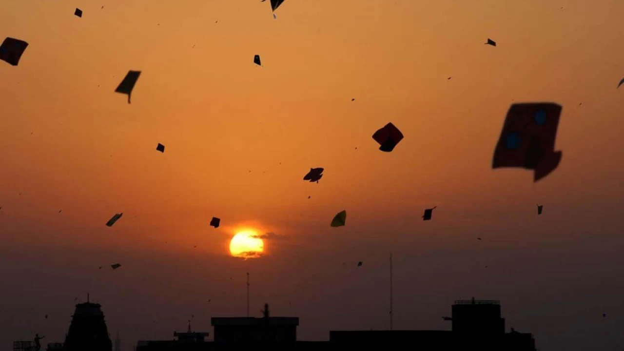 IG orders crackdown against kite flying in Punjab