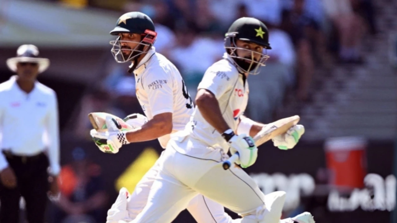 Abdullah, Shan register half-centuries as Pakistan trail by 124 on day two of MCG Test