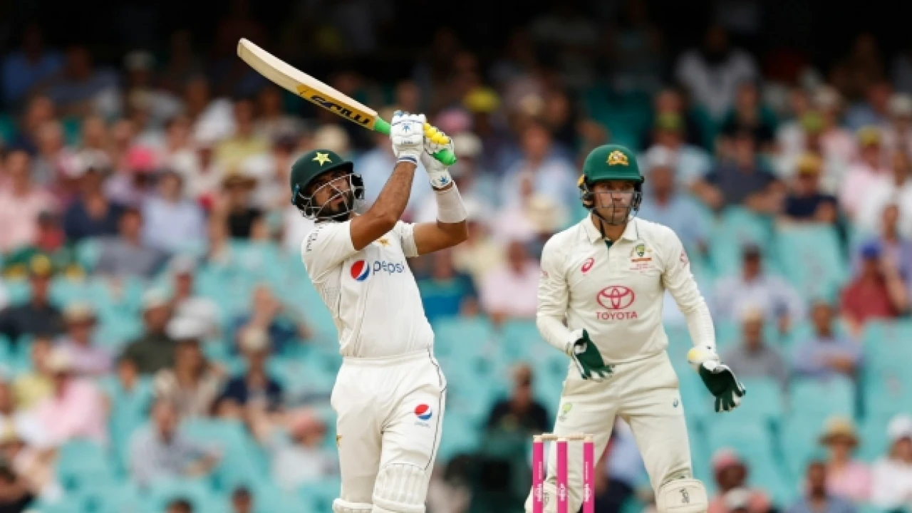 Aamir Jamal's terrific counterpunch lifts Pakistan to 313