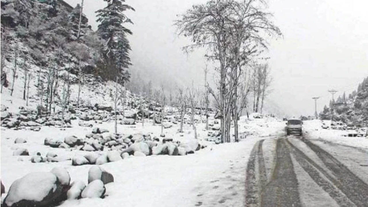 PDMA forecasts season’s first snowfall in Murree; authorities prepare for tourist Influx