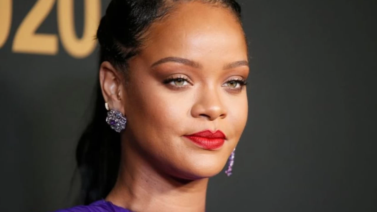 Barbados declares Rihanna a 'national hero'