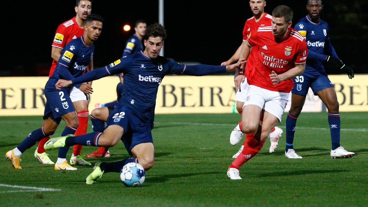 13 Belenenses players contract Omicron variant; 44 quarantine