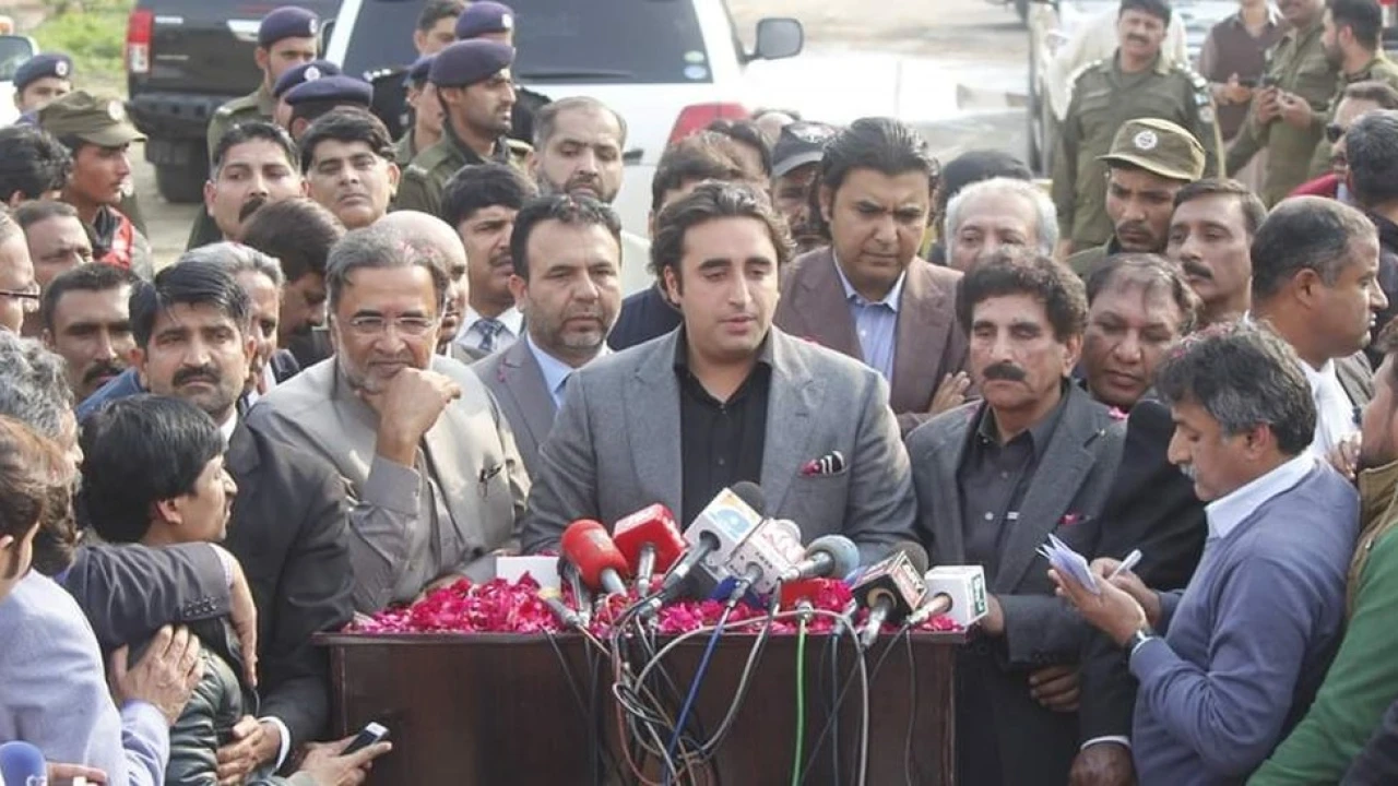 Bilawal asks for PTI’s support to defeat Nawaz