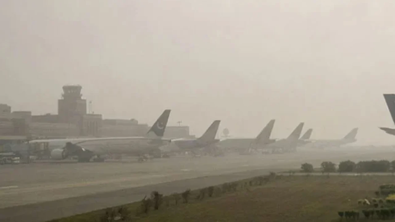 Fog: 24 flights canceled, four diverted to alternate airports