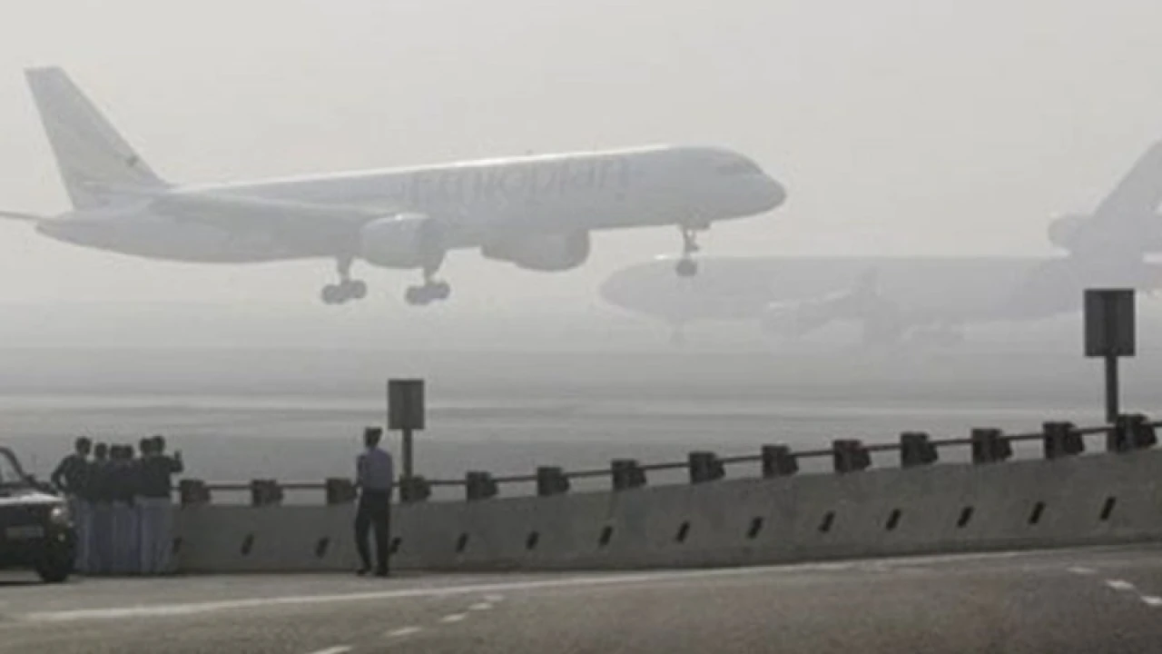 11 flights cancelled due to bad weather in Pakistan