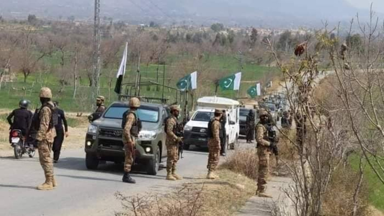 ڈیرہ اسماعیل خان : سیکیورٹی فورسز کا آپریشن ،2 دہشت گرد ہلاک