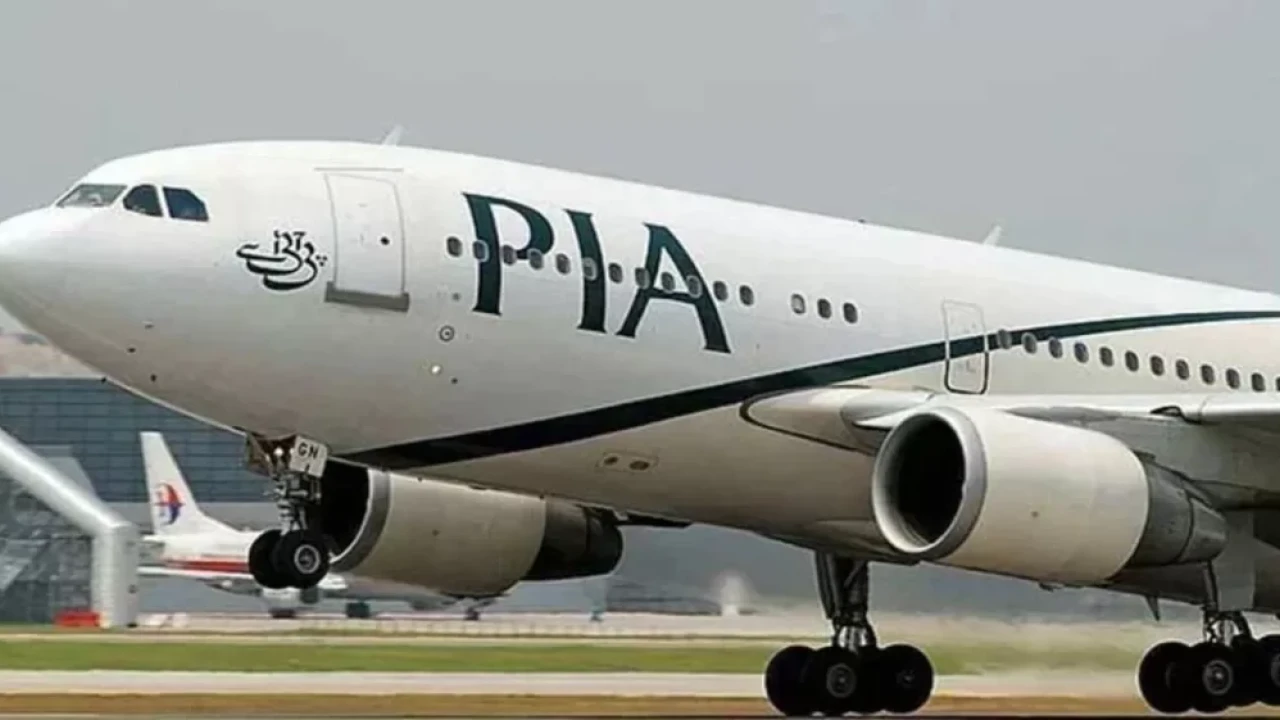 Govt makes plan to sell PIA ahead of elections