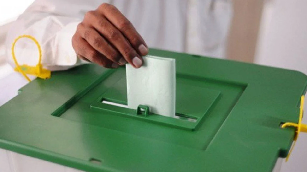 ECP advises people to bring original CNIC for casting vote on Election Day