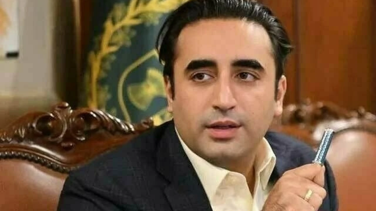 Bilawal Bhutto announces legal action on mobile service shutdown