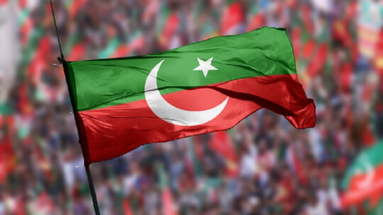 Administration set up PTI camp in NA-128 polling station
