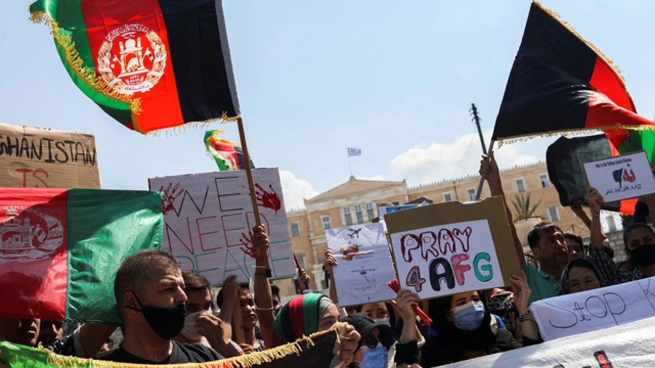 'Defiance to Taliban': Afghan protesters take to the streets second day, wave national flag