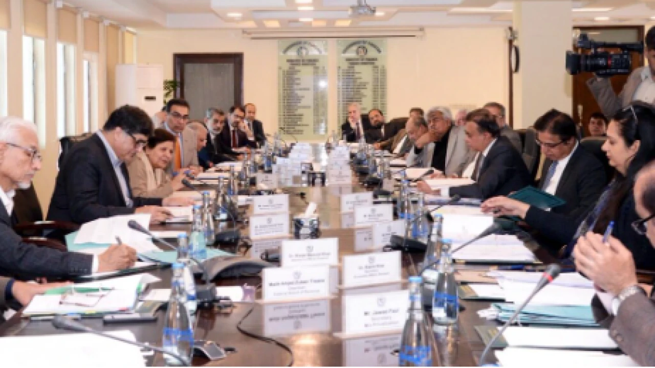 ECC approves Rs.7.4 bln ‘Ramzan Relief Package’; tariff rationalization