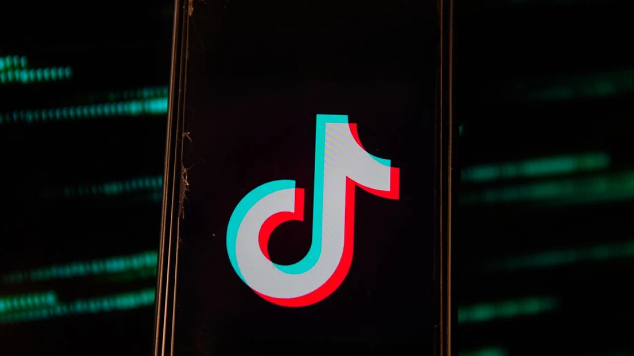 How discredited health claims find a second life on TikTok