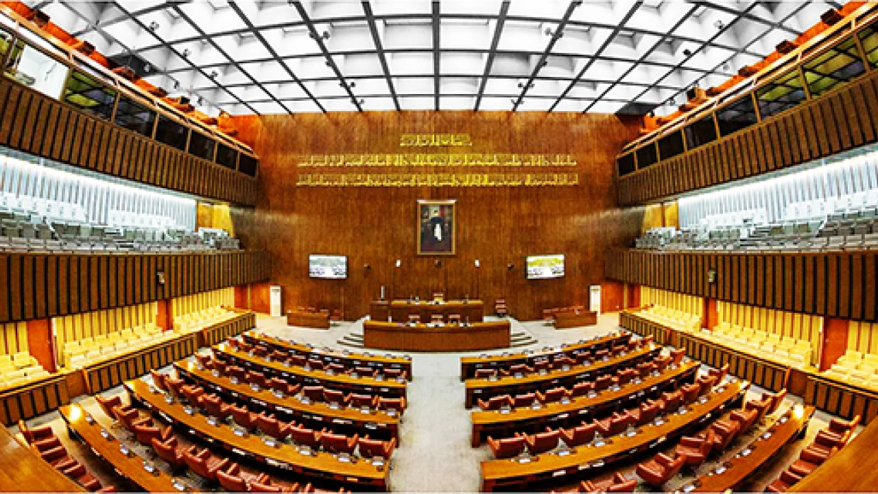 President summons Senate session on Monday