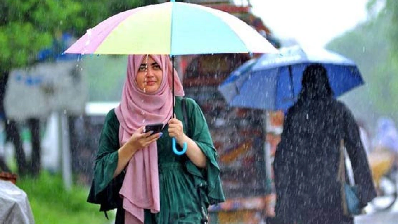Rain increases intensity of cold in Punjab including Lahore