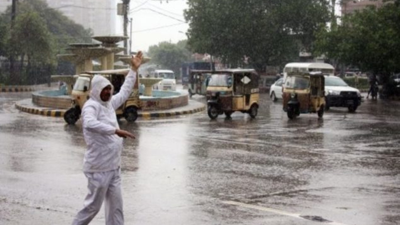 کراچی میں بارشوں کا خطرہ ٹل گیا ، مطلع صاف رہے گا ، محکمہ موسمیات
