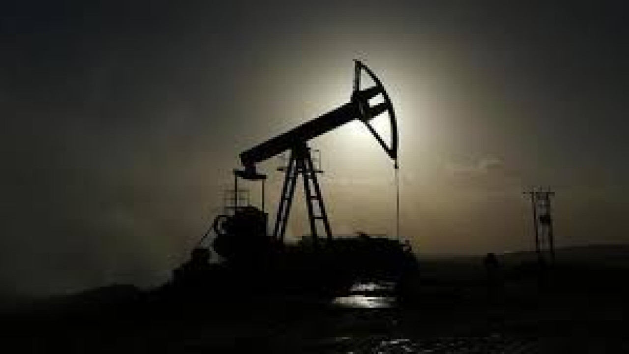 سعودی عرب، متحدہ عرب امارات اور روس کا تیل کی پیداوار میں کمی برقرار رکھنے کا اعلان