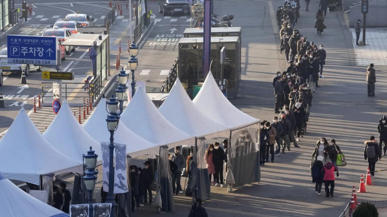 South Korea’s daily virus jump exceeds 7,000 for 1st time 