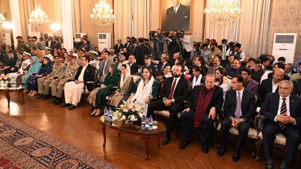 Federal cabinet takes oath in President's House