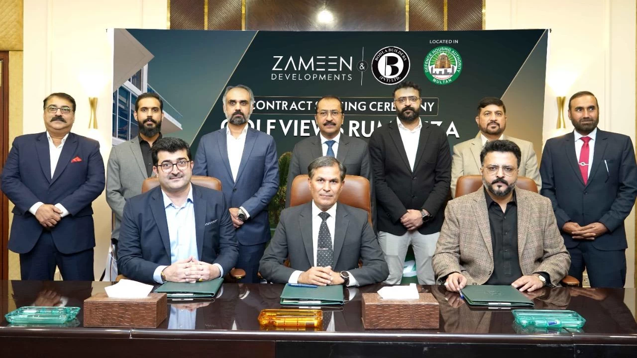 Zameen Developments and  Bodla Builders ink accord with DHA to develop 'Golf Views Rumanza' in Multan