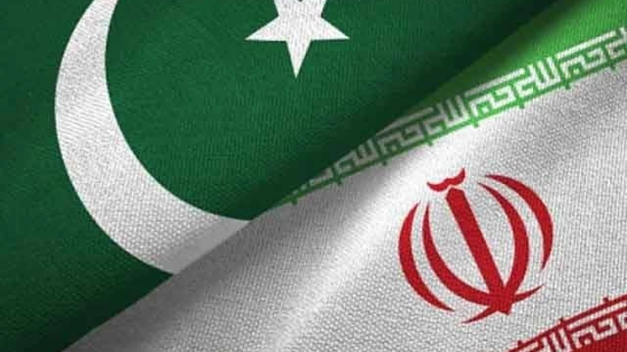 Iranian ambassador desires to make sister ports in Pakistan 