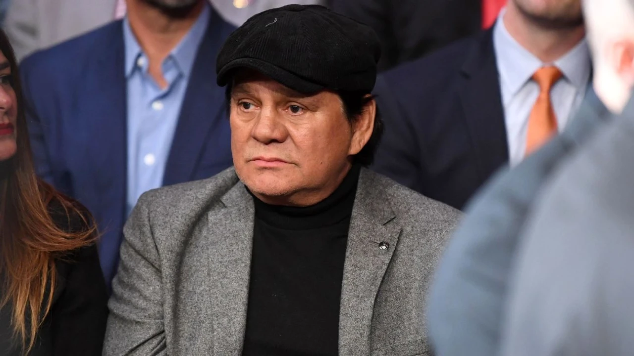 Boxing great Duran receiving care for heart issue