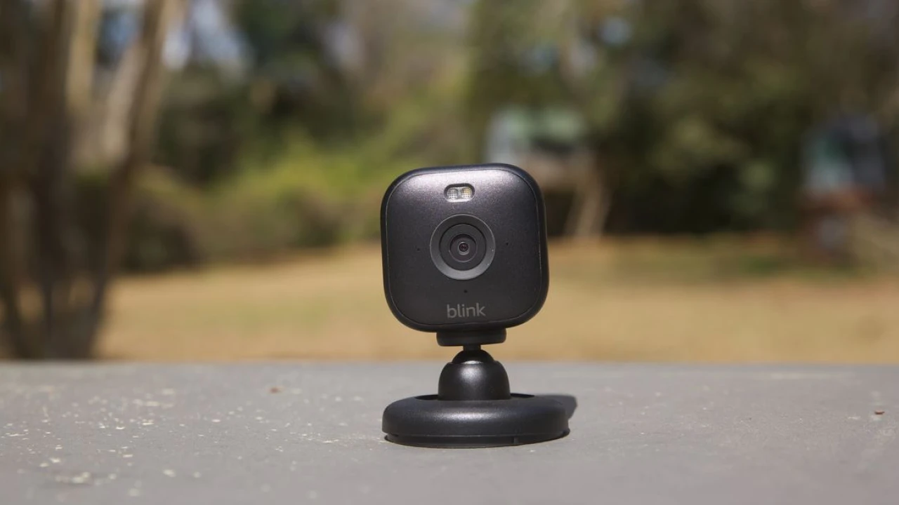 Mini but mighty: Blink’s tiny, inexpensive camera can now go outdoors